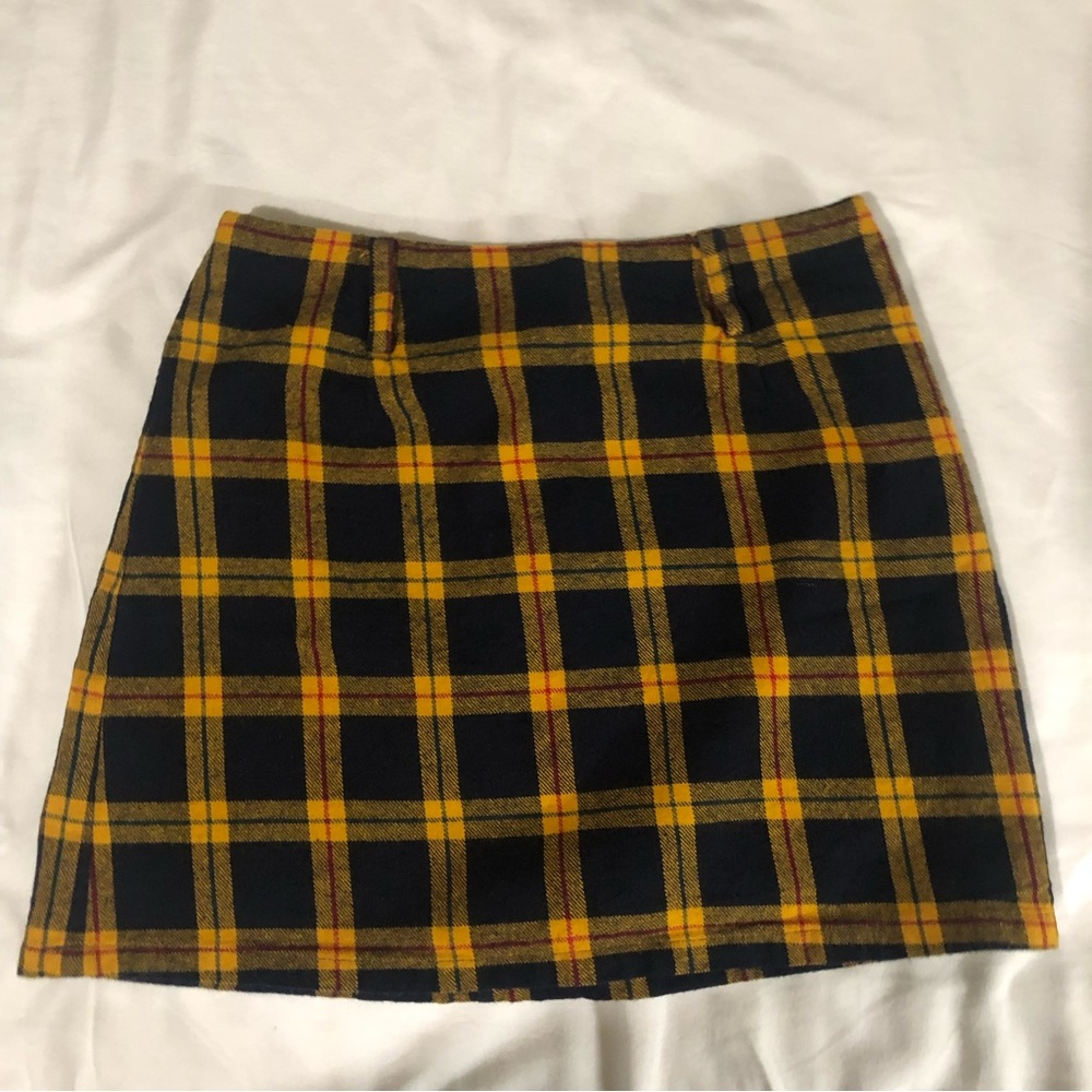 yellow plaid skirt